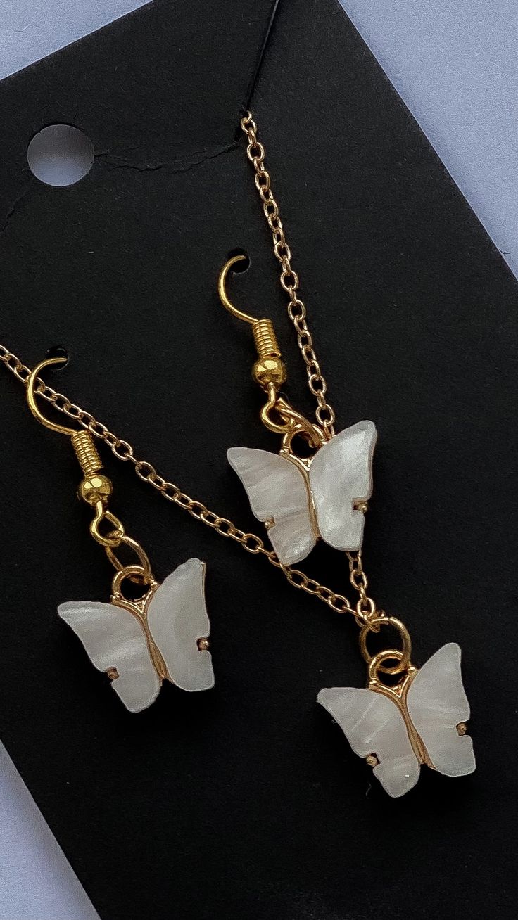 Butterfly Pendant Necklace & Earrings Set