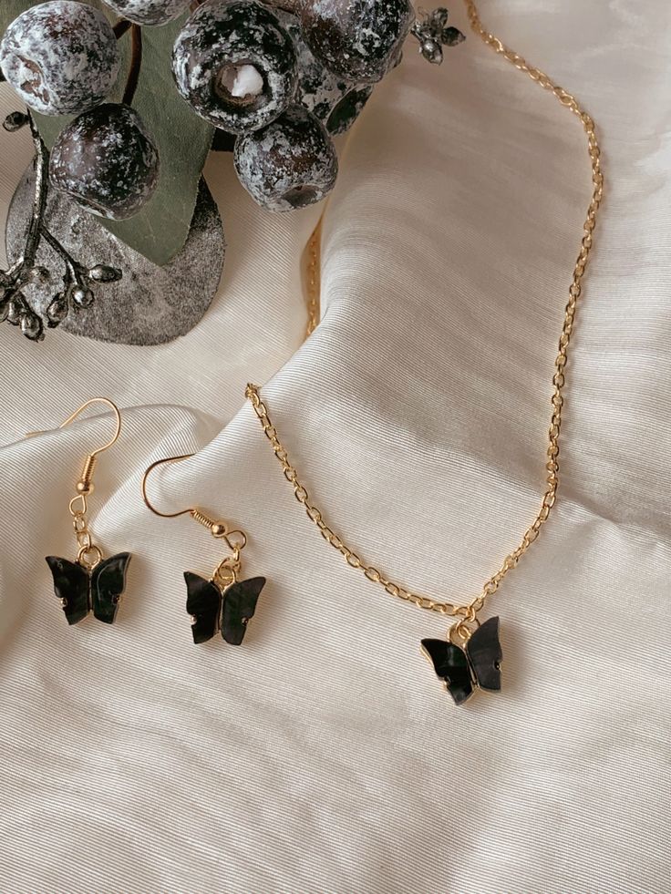 Butterfly Pendant Necklace & Earrings Set